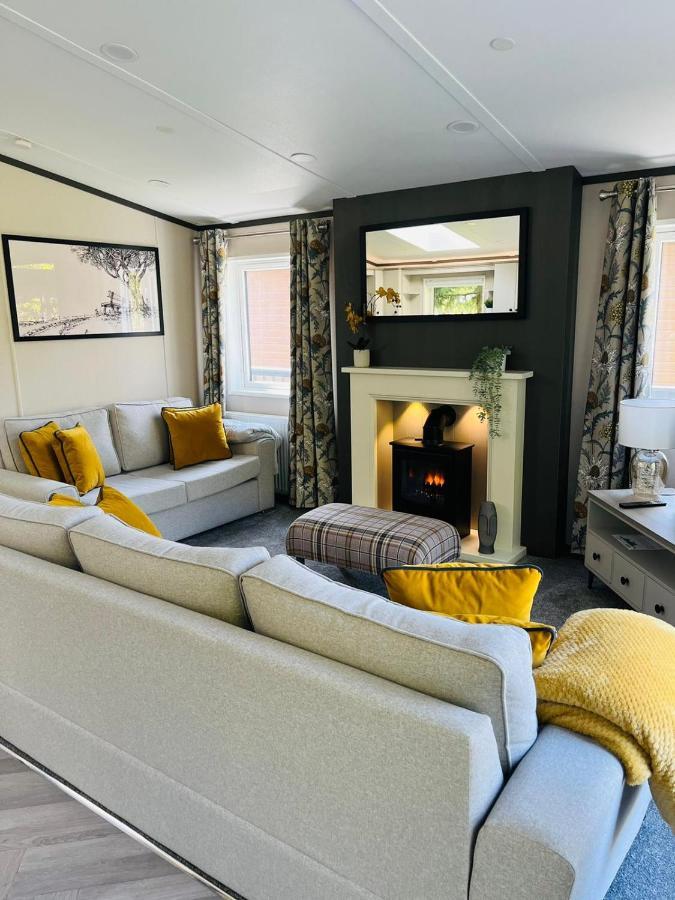 Sunbird With Hot Tub Сasa de vacaciones York