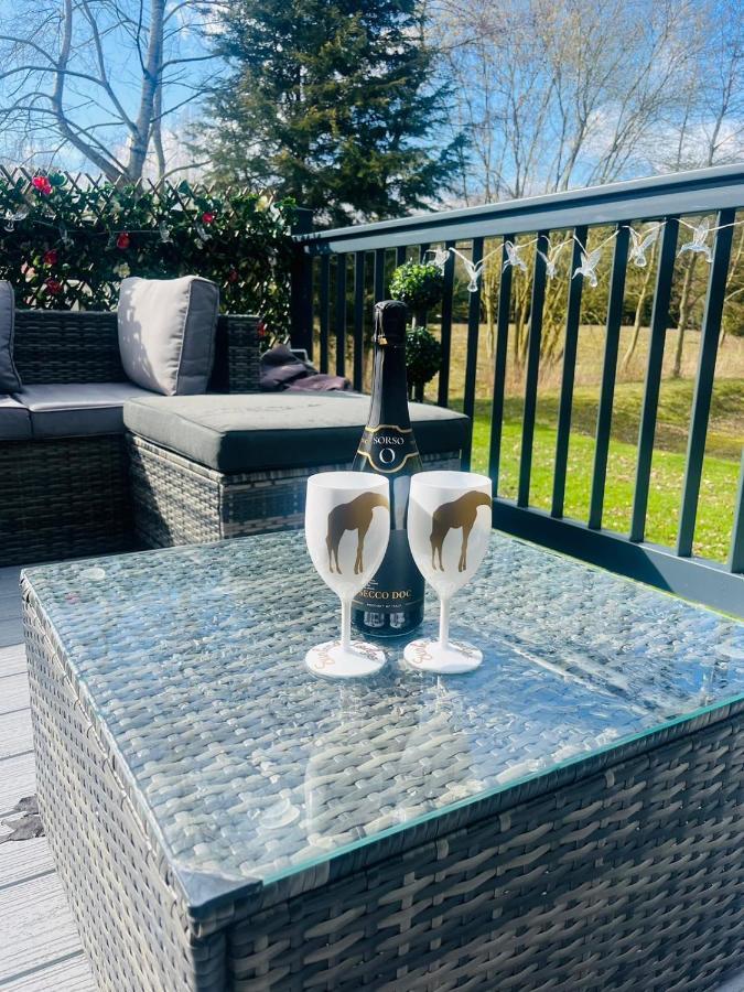 Сasa de vacaciones Sunbird With Hot Tub York